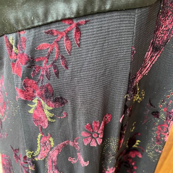 le chateau Cocktail Evening Dress - Picture 8 of 11